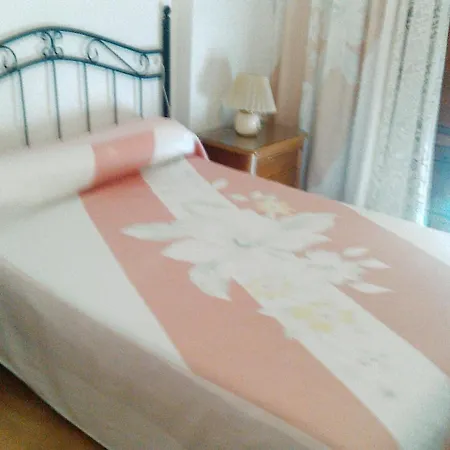 Apartment Sunny, 3-bedroom House In Oropesa With A Furnished Terrace And Sea Views - 20...