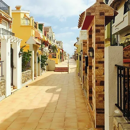 Sunny, 3-bedroom House In Oropesa With A Furnished Terrace And Sea Views - 20... Apartment Oropesa del Mar