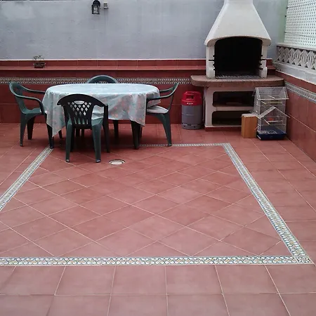 Sunny, 3-bedroom House In Oropesa With A Furnished Terrace And Sea Views - 20... * Oropesa del Mar